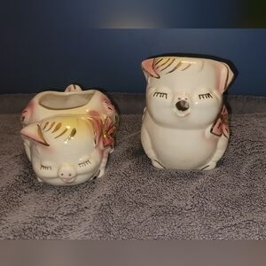 Vintage Pig Creamer/sugar Decorative